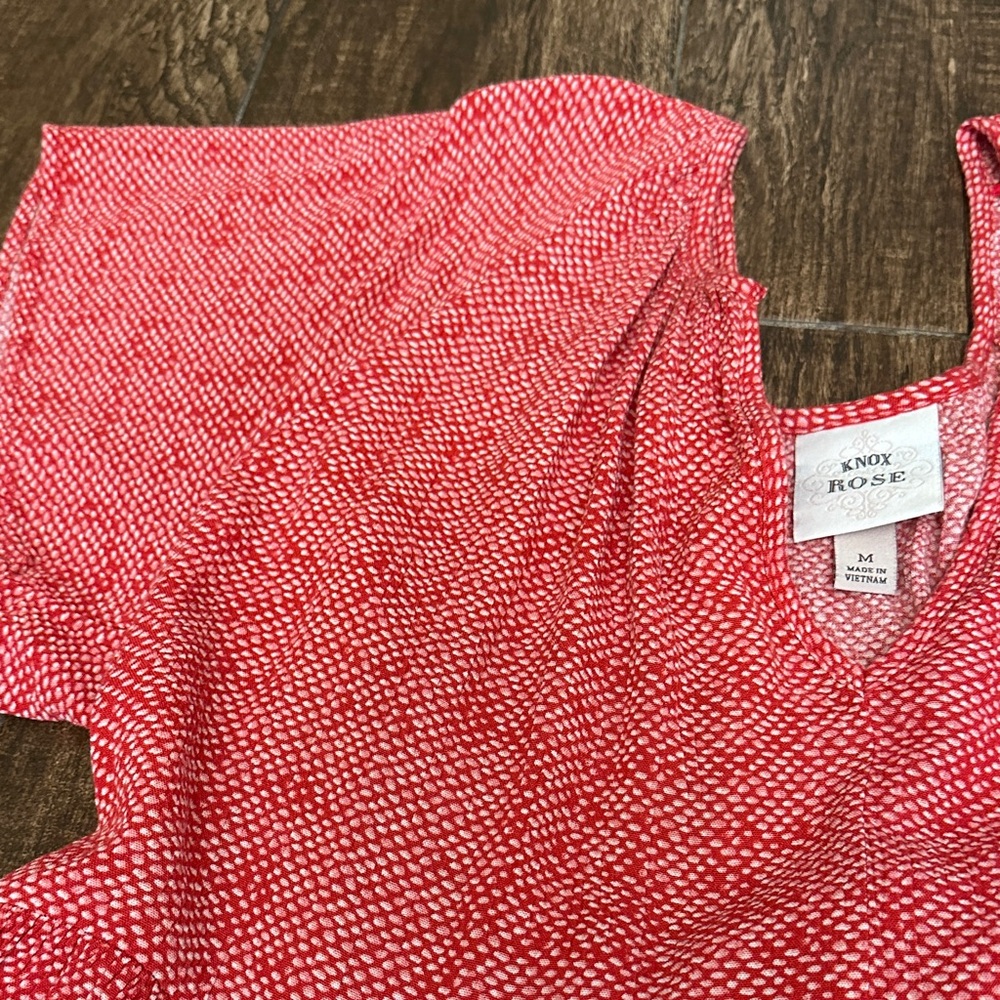 Red Patterned Short Sleeve Dress - Picture 3 of 4